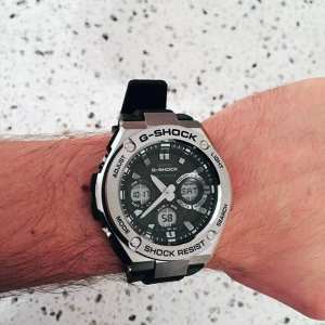 Часы Casio G-SHOCK GST-W110-1AER