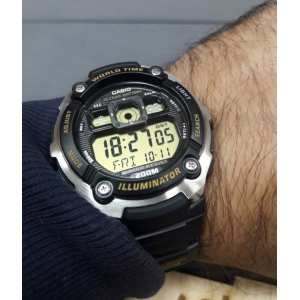 Часы Casio AE-2000W-9AVEF
