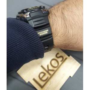 Часы Casio AE-2000W-9AVEF