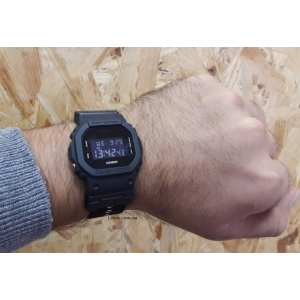 Часы Casio G-SHOCK DW-5600BBN-1ER