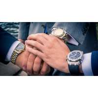 Как выбрать часы на тонкую или штрокую мужскую руку?