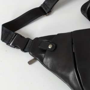 Слинг из натуральной кожи черный Royal Bag RB-S-N2-3333A