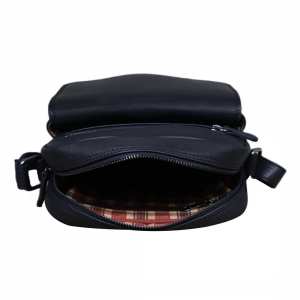 Кожаная сумка через плечо в черном цвете Tavinchi R-3375A