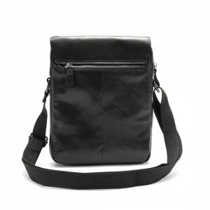 Вместительный мужской мессенджер с клапаном Tiding Bag M39-001A