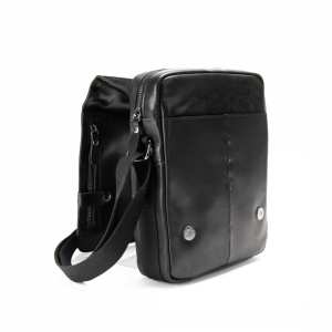 Вместительный мужской мессенджер с клапаном Tiding Bag M39-001A