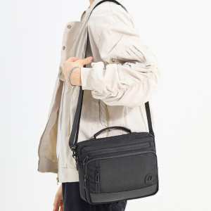 Мужской функциональный мессенджер с ручкой Confident AT08-2135A