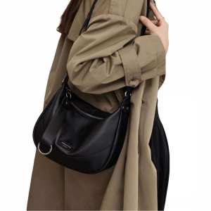 Вместительное кожаное повседневное кроссбоди UnaBorsetta NB2-2841A