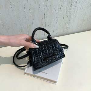 Міні-сумочка через плече з екошкіри Lilly P2-8574A