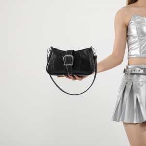 Удлиненная сумка через плечо из эко-кожи Lilly P2-8577-1A