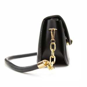 Сумочка через плече каркасна із клапаном Lilly P4-8420A Сумочка через плече каркасна із клапаном Lilly P4-8420A