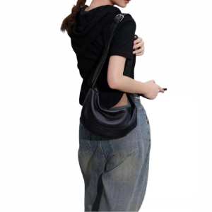 Женское кожаное кроссбоди UnaBorsetta NB2-39054A