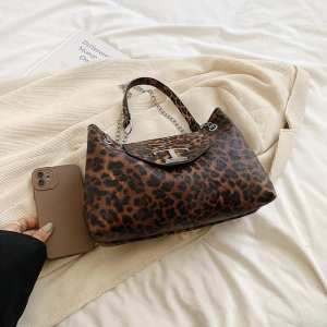 Стильна жіноча сумка з еко-шкіри лео Lilly P1-1603LB