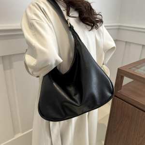 Шоппер великий із еко-шкіри чорний Lilly P4-6495A Шоппер великий із еко-шкіри чорний Lilly P4-6495A