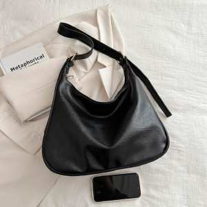 Шоппер великий із еко-шкіри чорний Lilly P4-6495A Шоппер великий із еко-шкіри чорний Lilly P4-6495A