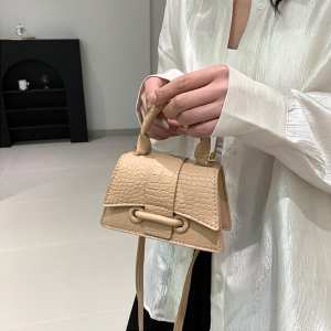 Мини-сумочка через плече из эко-кожи Lilly P2-8575-1B