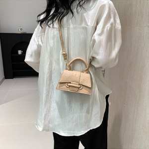 Мини-сумочка через плече из эко-кожи Lilly P2-8575-1B