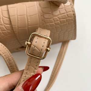 Мини-сумочка через плече из эко-кожи Lilly P2-8575-1B