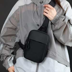 Текстильна чоловіча сумка через плече Confident ATN02-1370A