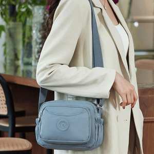 Маленькое женское кроссбоди текстиль голубого цвета Confident WT1-683BL