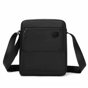 Вместительный повседневный мужской мессенджер Confident AT08-2131A