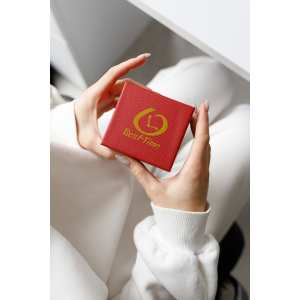 Жіноча коробочка