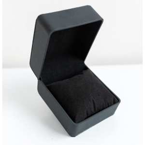 Кожаная коробочка Carnival