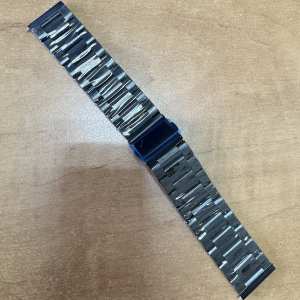 Ремінець металевий чорний розмір 22