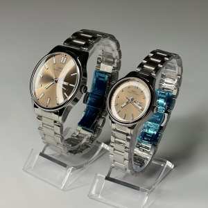 Boerni Aibisino Couple