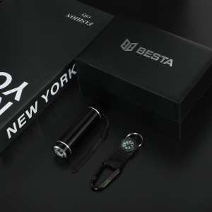 Подарунковий набір з компасом та ліхтариком Besta Light