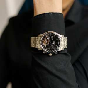 Годинник Carnival First