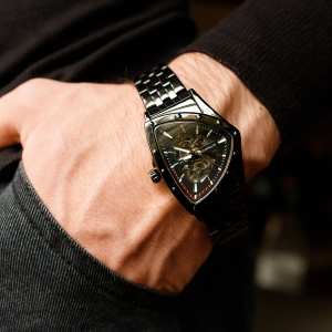 Годинник Winner Future