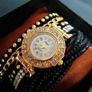 Жіночий годинник CL Prado