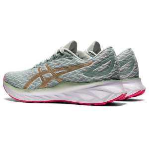 Женские кроссовки беговые ASICS DYNABLAST 1012B001-300