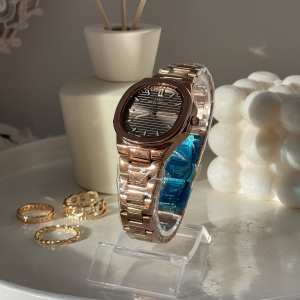 Boerni Aibisino Rose