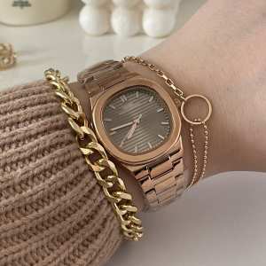 Boerni Aibisino Rose