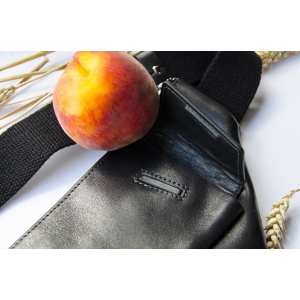 Мужская сумка-кобура Grande Pelle, глянец черная