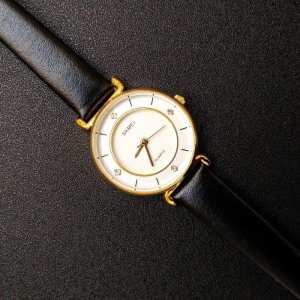 Женские часы Skmei Batterfly White 1330G